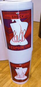 Etichette personalizzate in bobina. Velvet, vermouth di Shock Bar