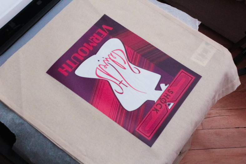 Magliette personalizzate Firenze DTF pressato su tote bag in cotone Velvet, Vermouth di Shock Bar